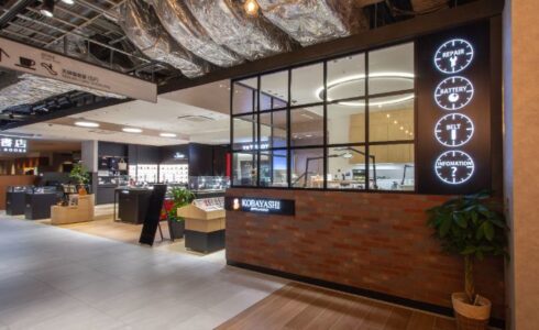 小林時計店 入り口