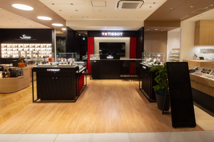 小林時計店　売り場